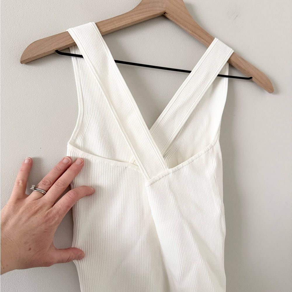 INTERMIX Cross Back Strap Ribbed Tank in White Size S - Picture 5 of 6
